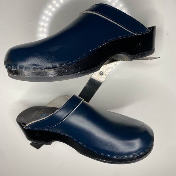 Shoes - Sven Plain Clogs Men's Size 45 or US 12 Purple Leather      GR